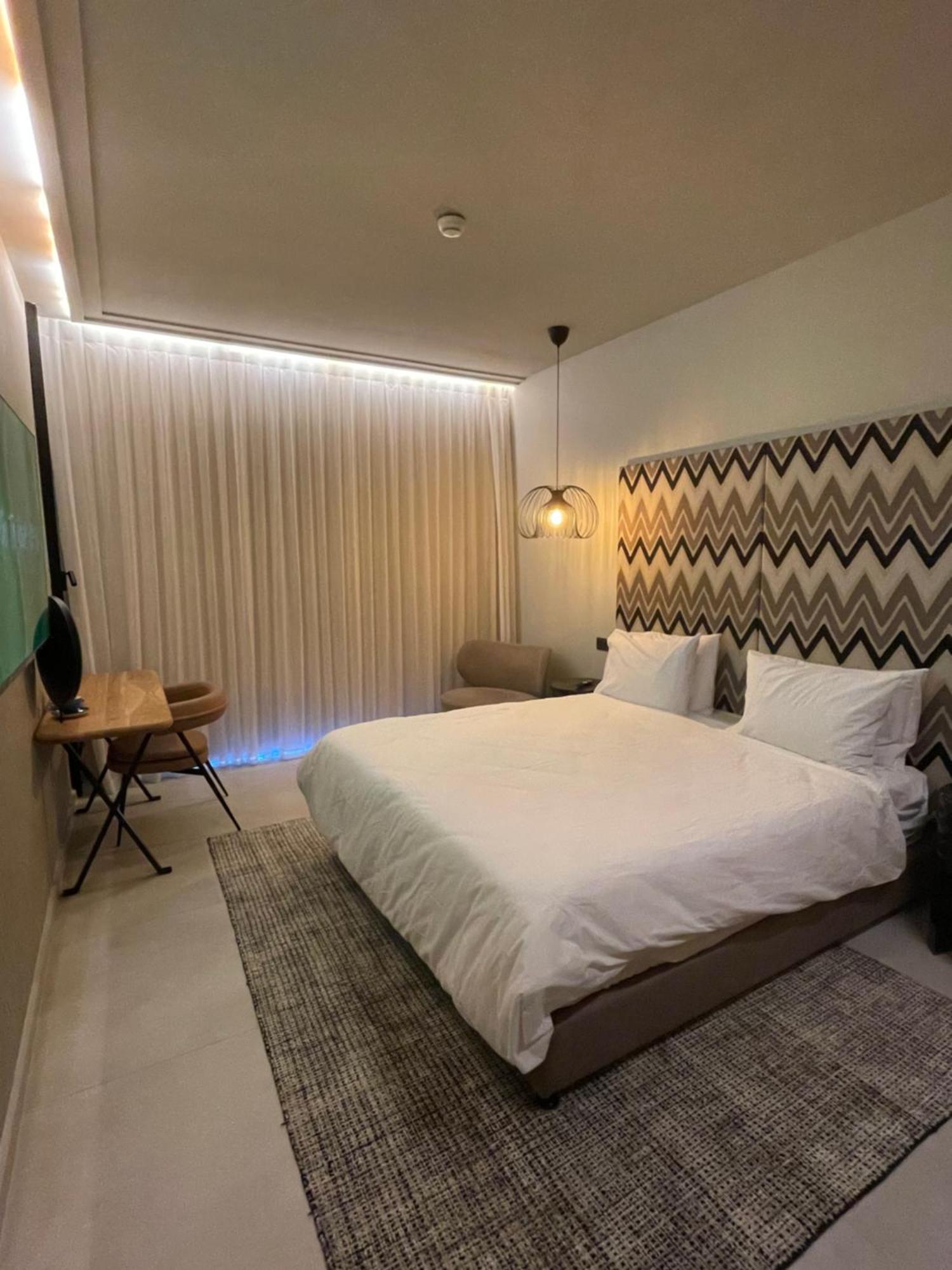 Suite On The Beach Haifa Exterior foto