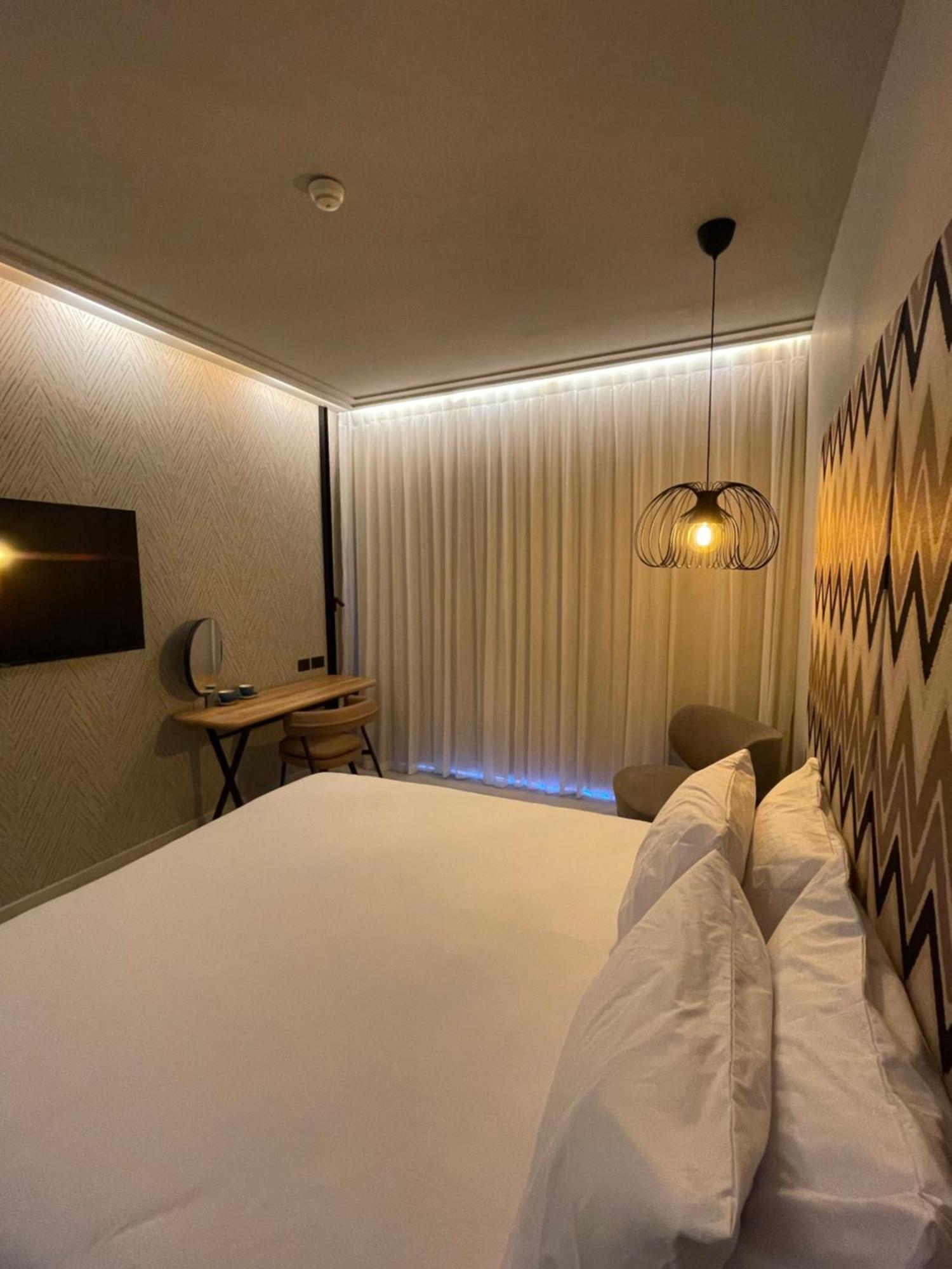Suite On The Beach Haifa Exterior foto